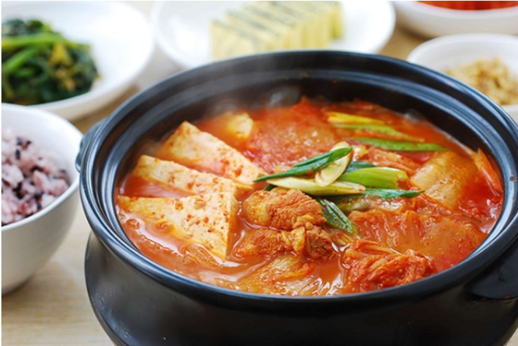 Top 5 món ăn Hàn Quốc được yêu thích nhất tại quán ăn