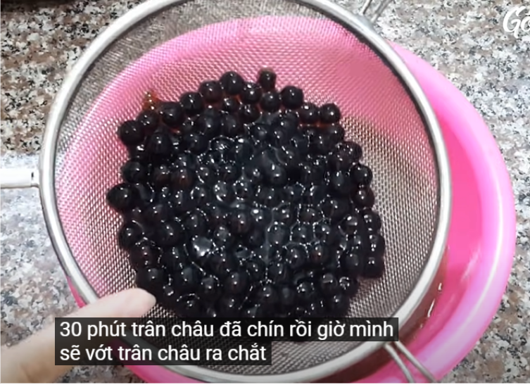 Cách làm trà sữa trân châu đường đen để kinh doanh 1